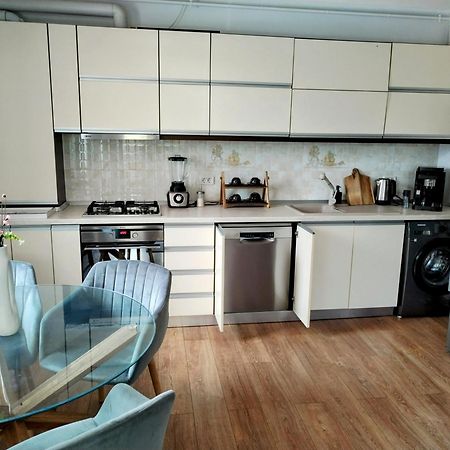Exclusive Living Apartment Bukares Bagian luar foto