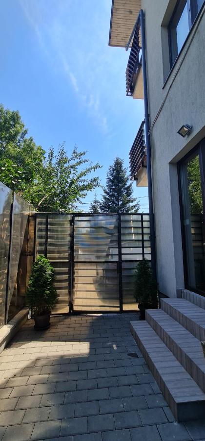 Exclusive Living Apartment Bukares Bagian luar foto